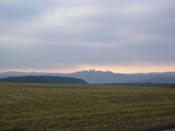 Retour vers l'enfance: vue sur le château de chasse d'Augustusburg, Saxe.